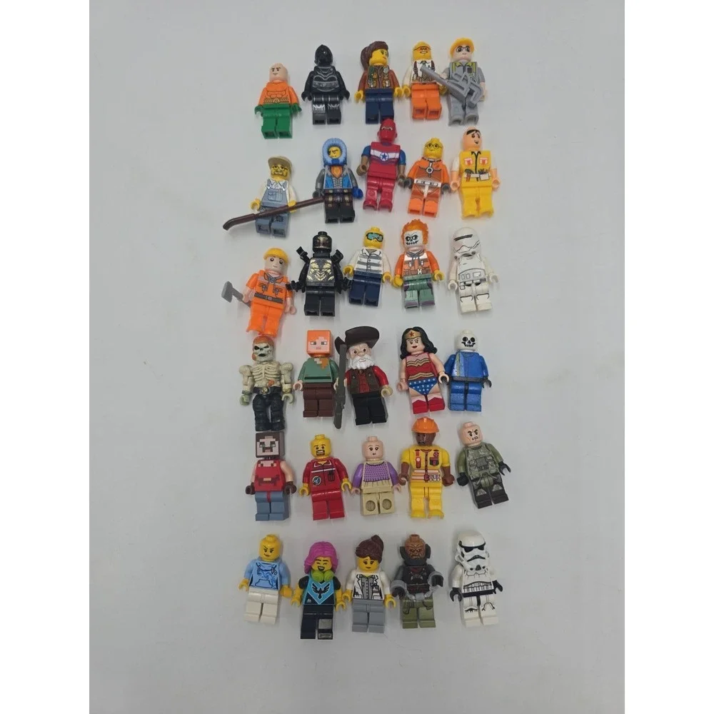 30‎ Mixed LEGO Minifigure Marvel DC City Pirates Ninjago Star Wars Wonder Women